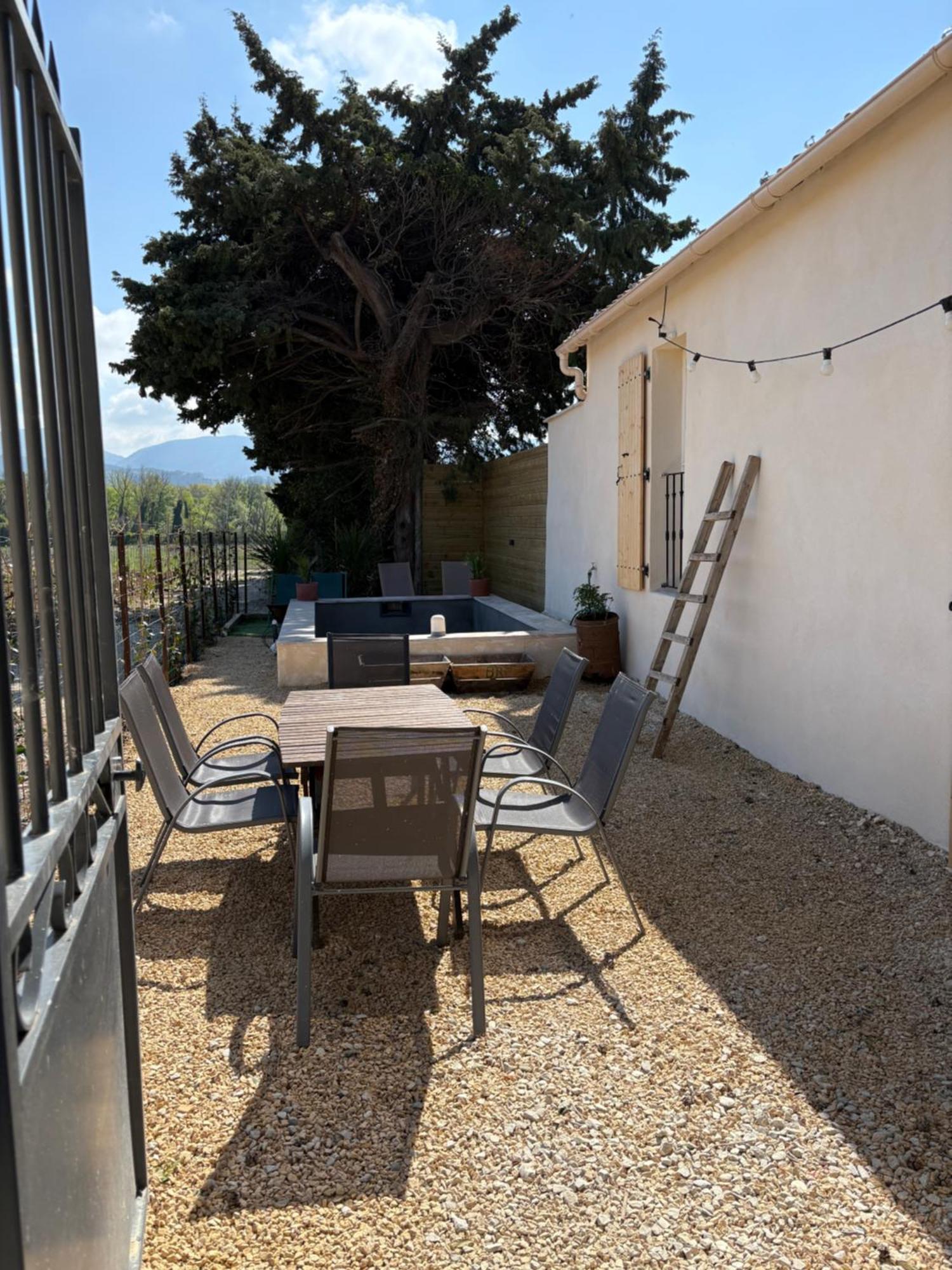 La Grange Holiday home Sablet